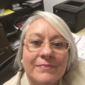 Meet your Posher, Sharon